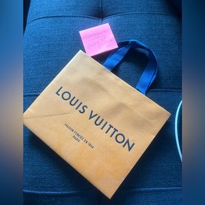 Louis Vuitton Paper bag-New